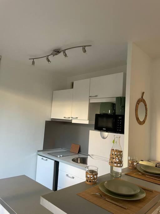 Studio 28 M2 & Jardin Privatif 20 M2 Монтини-льо-Бретоньо Екстериор снимка