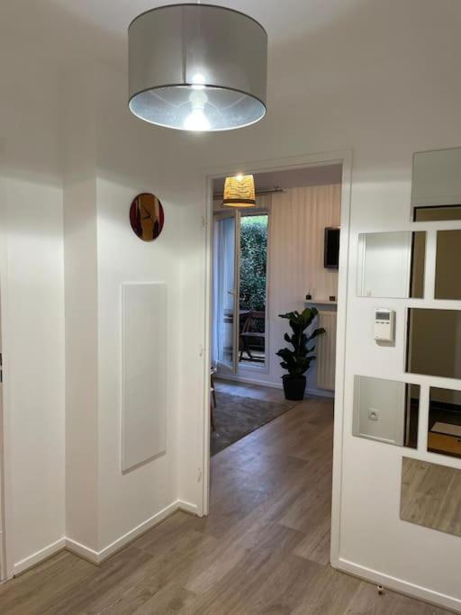 Studio 28 M2 & Jardin Privatif 20 M2 Монтини-льо-Бретоньо Екстериор снимка